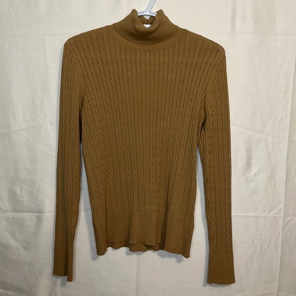 MICHAEL Michael Kors Tops - Michael Kors Caramel Turtle neck Size M